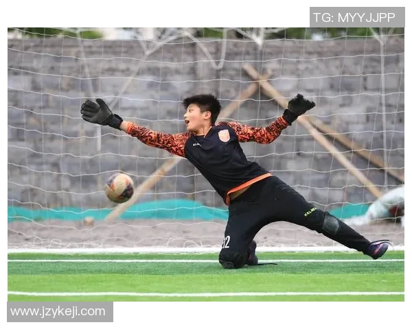 吴秀英专访:从绿茵场到人生舞台的足球旅程回顾 吴秀英专访:从绿茵场到人生舞台的足球旅程回顾