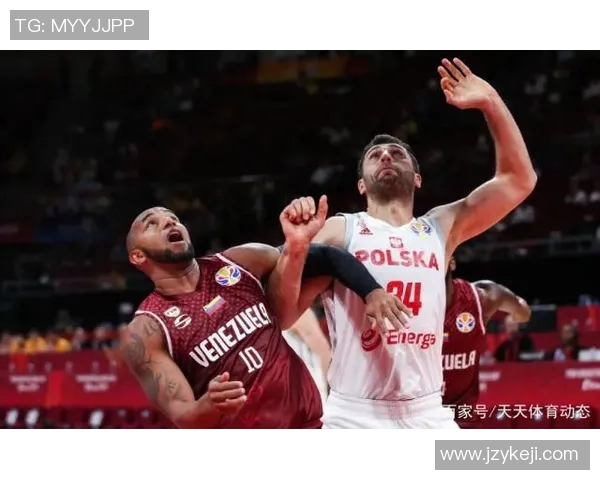 西安羽毛球队以82分稳居世界锦标赛积分榜首位展现强劲实力 西安羽毛球队以82分稳居世界锦标赛积分榜首位展现强劲实力